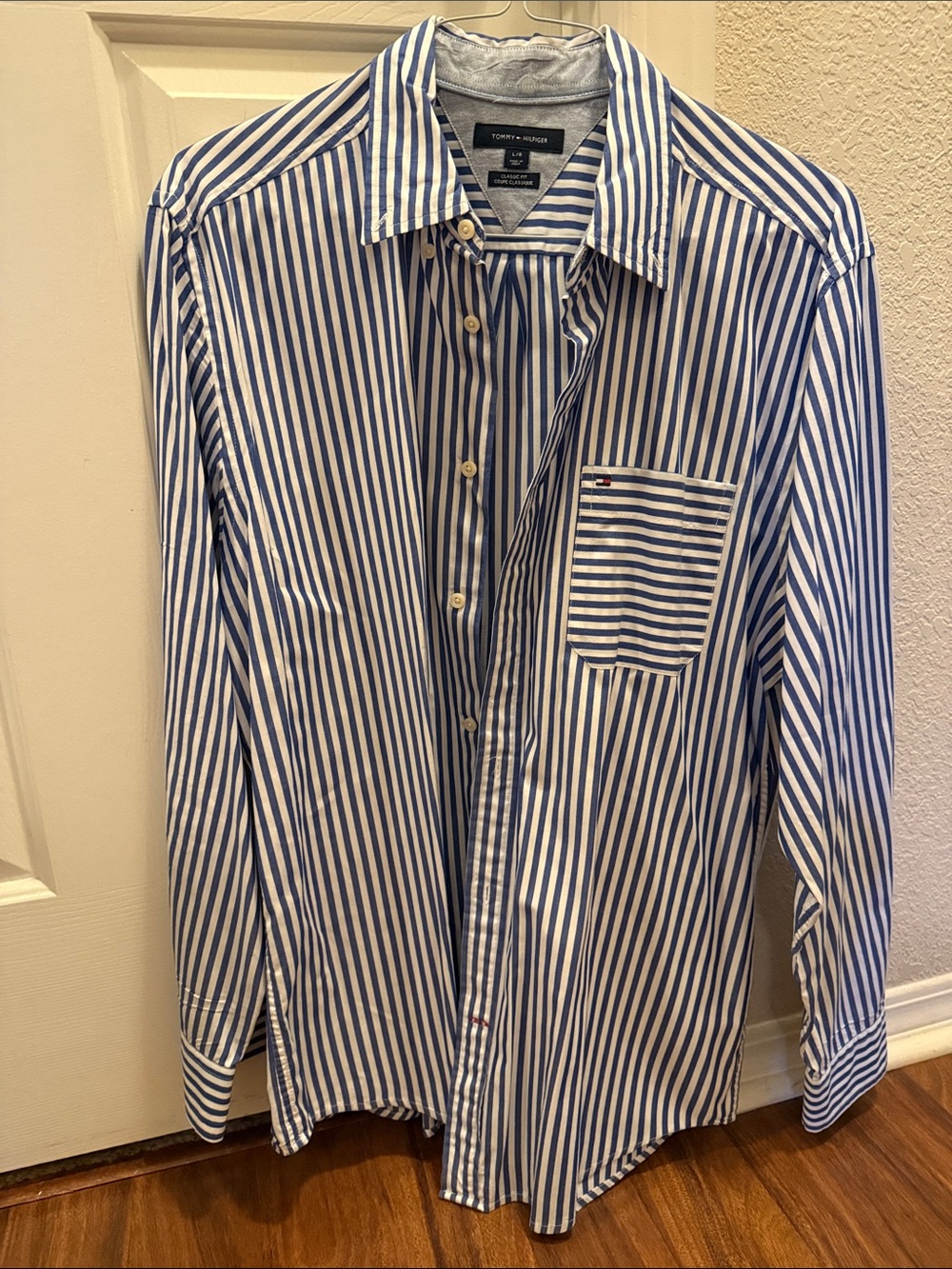 Tommy Hilfiger Men's Navy and White Vertical Stripe Button-Down Shirt